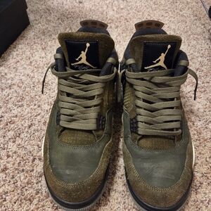 Jordan 4 Retro Se